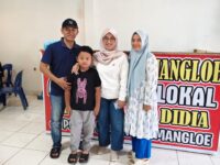 Bupati Terpilih Gowa, Husniah Talenrang bersama Owner Coto Ikbal. Foto (Ist).