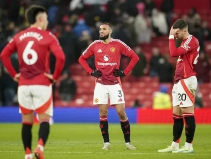 Club Inggris, Manchester United. (Ist).