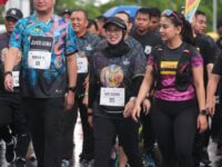 Bupati Gowa dua periode, Adnan Purichta Ichsan dan Bupati terpilih di Pilkada Gowa 2024, Husniah Talenrang. Foto (Agus Fachri).