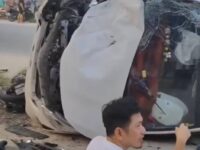 Kejadian naas menimpa satu keluarga tewas setelah ditabrak pengendara mobil di Jalan Hangtuah, Kecamatan Tenayan Raya, Kota Pekanbaru, Riau, pada Rabu pagi (1/1). (Dok: Polres Pekanbaru).