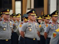 Foto: Brigjen Pol Mokhamad Ngajib. (Tengah).