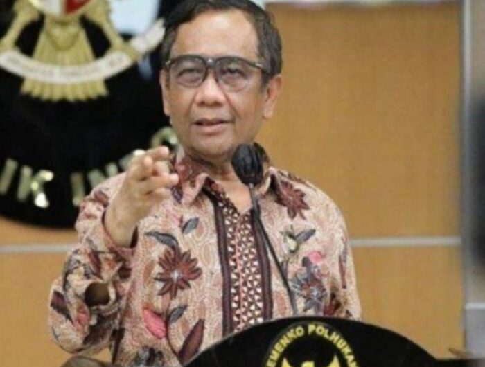 Dok. MenkoPolhukam RI Mantan Menko Polhukam, Prof Mahfud MD kembali menyoroti sikap kurang tegas pemerintah menangani kasus pagar laut di Tangerang.