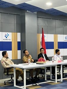 Kepala UPT PTIKP Disdik Sulsel, Riswan Sawedi saat menyampaikan sambutannya. (Ist)