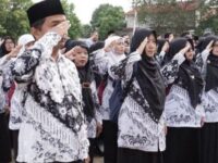Kementerian Agama (Kemenag) memutuskan untuk menghapus anggaran tunjangan insentif bagi guru madrasah non-Pegawai Negeri Sipil (PNS)