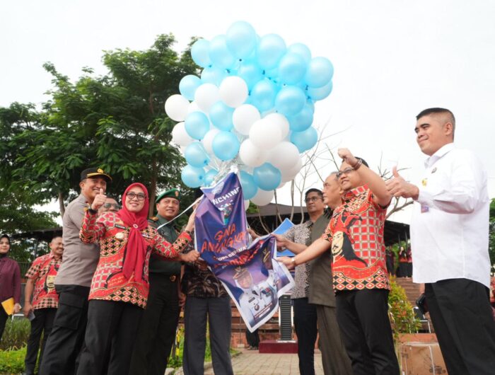 Bupati Gowa, Husniah Talenrang, meluncurkan program 'Gowa Annangkasi' atau Gerakan Gotong Royong Bersih Rumah Ibadah dan Lingkungan
