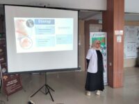 Mahasiswa Program Profesi Dokter (MPPD) Universitas Hasanuddin (Unhas) Angkatan 2021 menggelar penyuluhan kesehatan anak yang bertemakan Cerebral Palsy di Poliklinik Rumah Sakit Islam Faisal