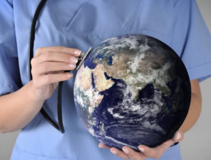 Pembangunan Kesehatan Nasional: Membangun Sistem Kesehatan yang Berkelanjutan untuk Pertumbuhan Ekonomi yang Adil