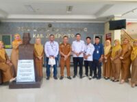 Tim Marketing Rumah Sakit Islam Faisal Makassar melakukan kunjungan silaturahmi ke Manajemen Rumah Sakit Umum Daerah (RSUD) Lanto Daeng Pasewang Jeneponto pada Selasa, 29 April 2025.