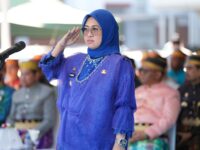 Suasana meriah dan sarat makna kebudayaan mewarnai peringatan Hari Pendidikan Nasional (Hardiknas) 2025 di Kabupaten Gowa, Jumat (2/5/2025).
