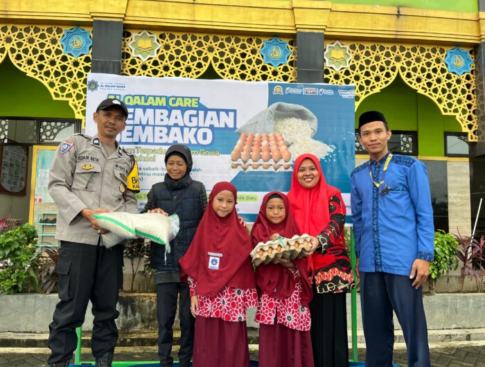 Bukti Nyata Kepedulian Sosial: Murid SDIT Al Qalam Gowa Salurkan Bantuan Sembako dari Program Sedekah Subuh