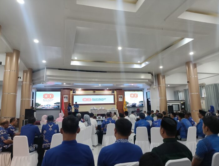 Renovasi tuntas, semangat pun terbarukan. Inilah atmosfer yang terasa di Baruga Karaeng Galesong, Kantor Bupati Gowa, Jumat (8/8).