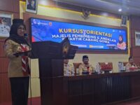 Bupati Gowa sekaligus Ketua Kwartir Cabang (Kwarcab) Gerakan Pramuka Kabupaten Gowa, Sitti Husniah Talenrang, secara resmi membuka kegiatan Kursus dan Orientasi Pembimbing dan Andalan (KOMPA) Kwarcab Gowa tahun 2025.