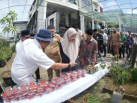 Siapa Sangka! Katokkon Dikira Strawberry Oleh Aslam