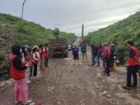 Berat yang Kita Pikul Bersama Mashud Azikin