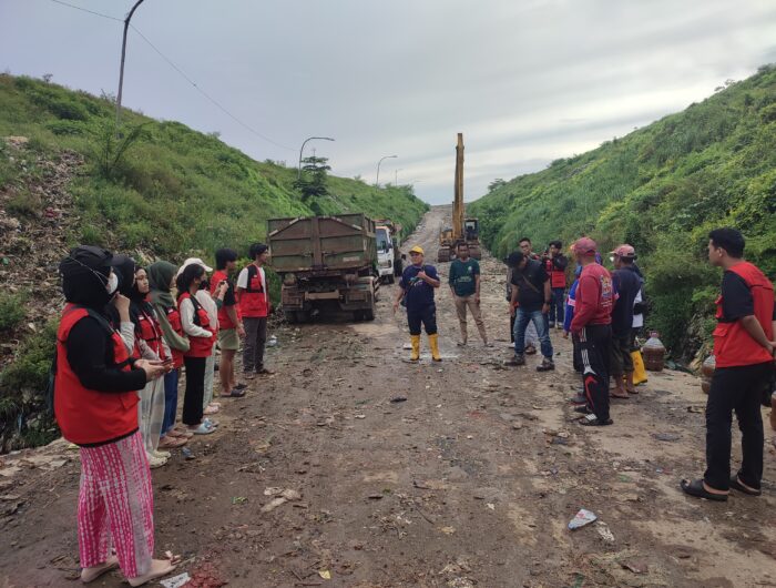 Berat yang Kita Pikul Bersama Mashud Azikin